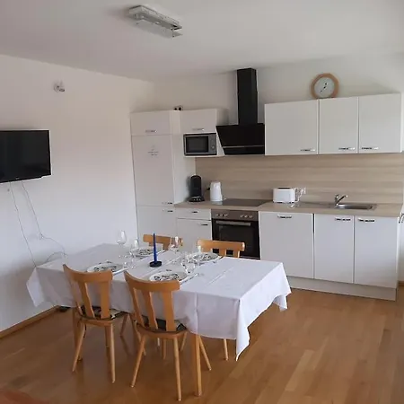 Ferienwohnung Mit Neckarblick Апартаменты